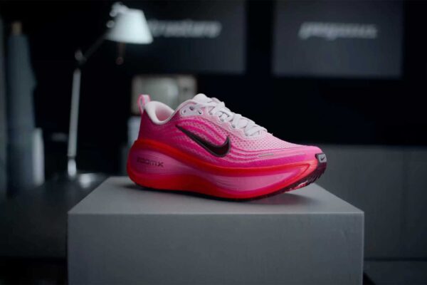 nike vomero plus